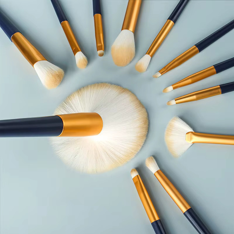 KLINA Make-up Pinsel Set, 12 Stück, Damen - Bild 3