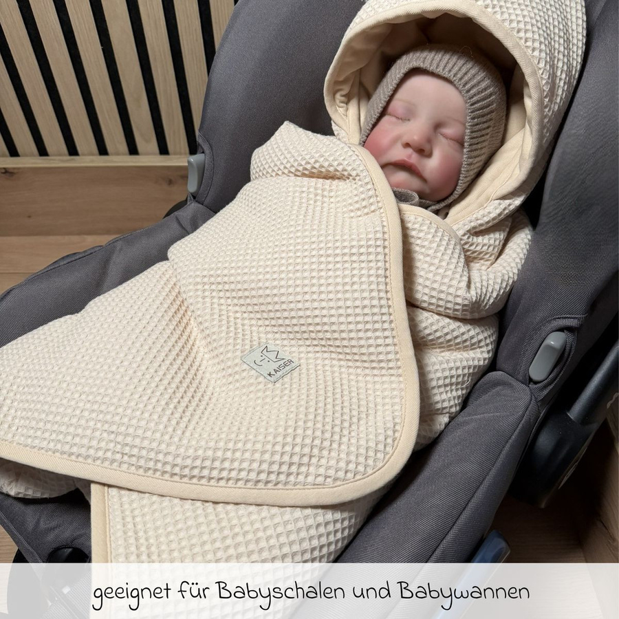 Kaiser Einschlagdecke Waffel für Babyschalen und Babywannen in Beige - Bild 2