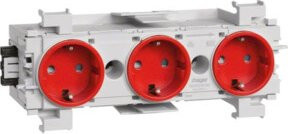 Hager Tehalit 3-fach Steckdose Rot GS3001 flush-mount - Bild 1