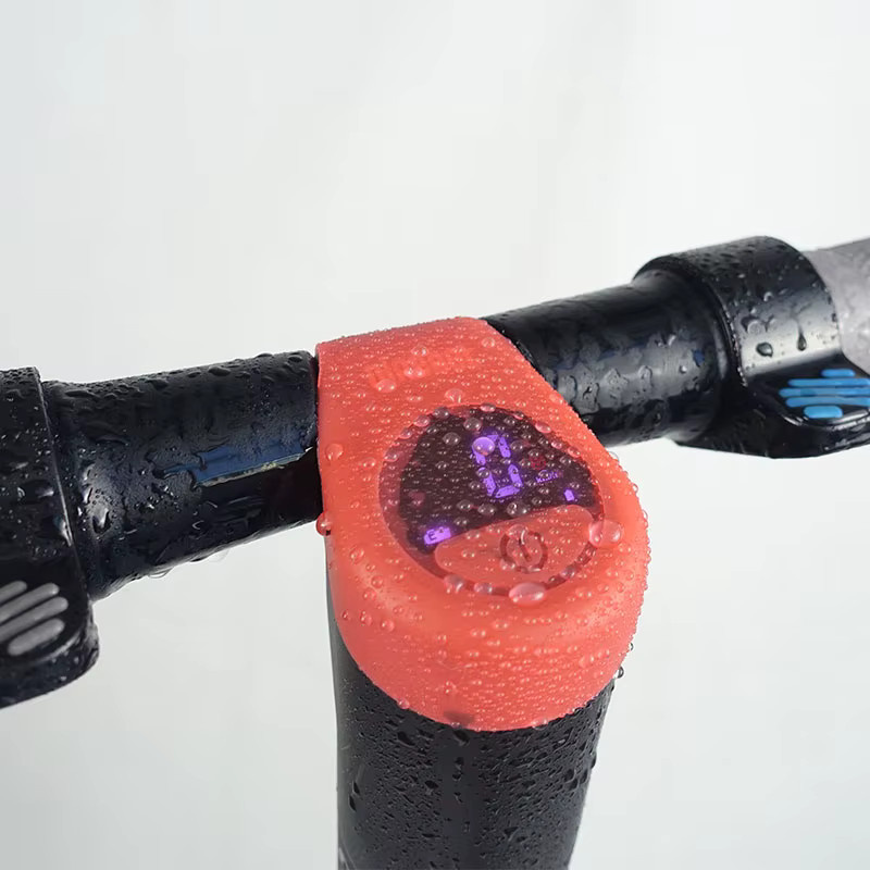 Wasserdichte Silikon Dashboard Schutzhülle für Ninebot ES1 ES2 ES3 ES4 in Schwarz - Bild 4