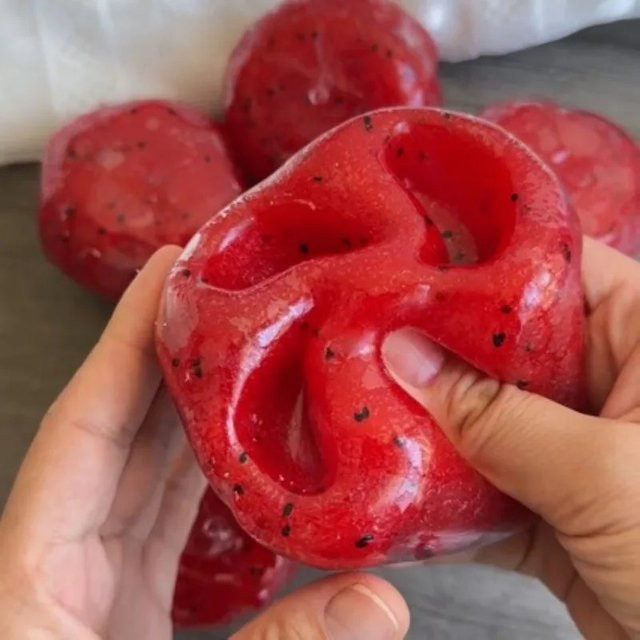 ticify Wassermelonen-Eissand-Quetschball, Squishy-Spielzeug - Bild 1