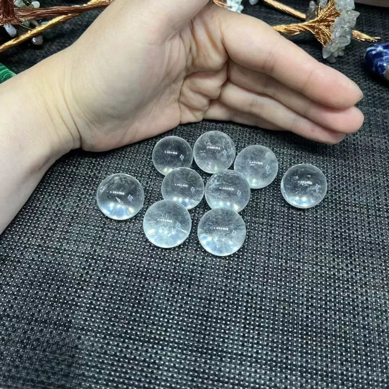5 Stück transparente Quarzkugeln von sisterstone als polierte Kristallkugeln zur Dekoration und für Reiki - Bild 6