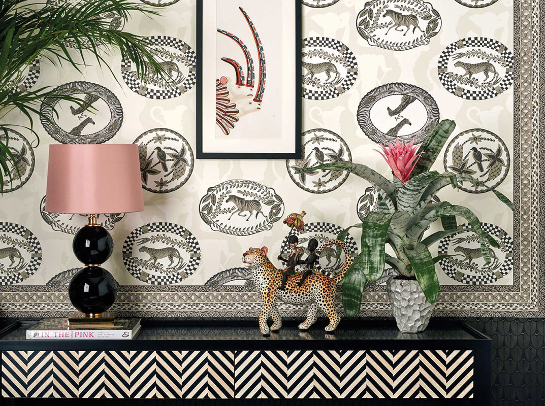 Cole & Son Tapete Matrinah mit Animal Print in Schwarz/Weiß - Bild 2