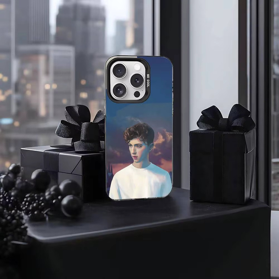 Singer T-Troye S-Sivan Handyhülle für iPhone 17 16 15 14 13 12 11 Pro Max Plus, stoßfeste Rückseite, Farbe Silber/Multicolor - Bild 3