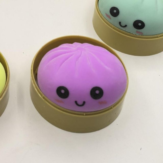 BC Pet Supplies Teigtaschen-Quetschies Stressbälle, Fidget Sensorikspielzeug, Simulation Essen, Brötchen mit Dampfgarer - Bild 1