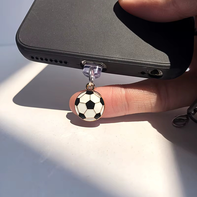 Mini-Fußball-Abzeichen Handy-Staubschutzstecker mit Lanyard-Design in Multicolour zum Schutz deines Ladeanschlusses - Bild 4