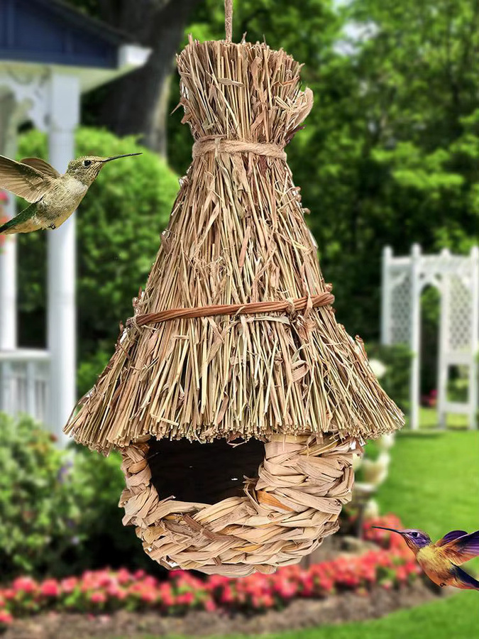 Handgefertigter Vogelkäfig aus Gras in Grau als rustikale Gartendekoration zum Aufhängen - Bild 4
