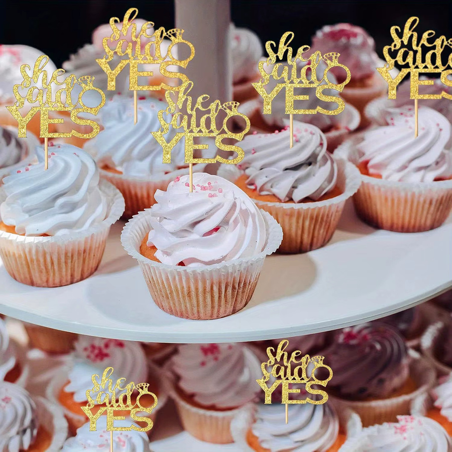 100 Stück Gold She Said Yes Glitzerkonfetti aus Papier für Hochzeitsantrag, Bachelorette und Brautparty als Tischdeko - Bild 2