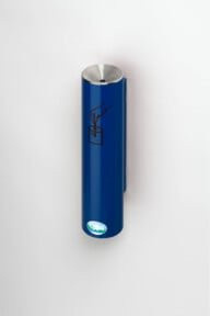 VAR Sicherheitsascher aus Edelstahl in Enzianblau (RAL 5010), Wandmontage, 0,6 l - Bild 1