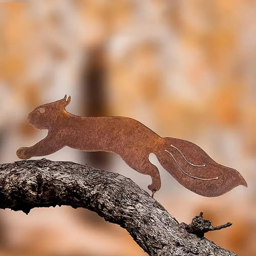 CIFBUY Garten-Baumeinsatz mit rostiger Eichhörnchen-Silhouette aus Metall zur Dekoration - Bild 4