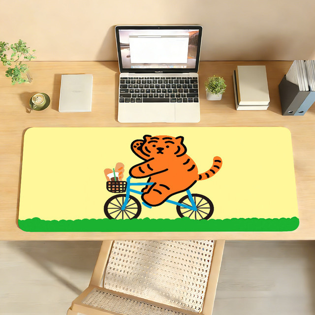 D-DINOTAENG Mauspad Cartoon Design rutschfeste Schreibtischunterlage aus Gummi für PC und Laptop - Bild 1