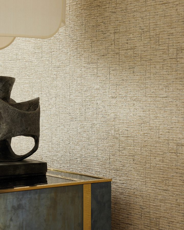 Nobilis Wallpaper Lioube MAP30 Tapete in Gold und Beige mit abstraktem Textil-Design und Glamour-Effekt - Bild 1