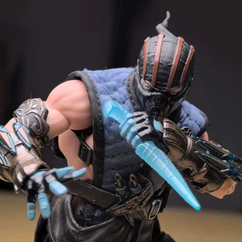 Jm Toys Mortal Kombat Sub-Zero Actionfigur, mit Stoffoutfit - Bild 5