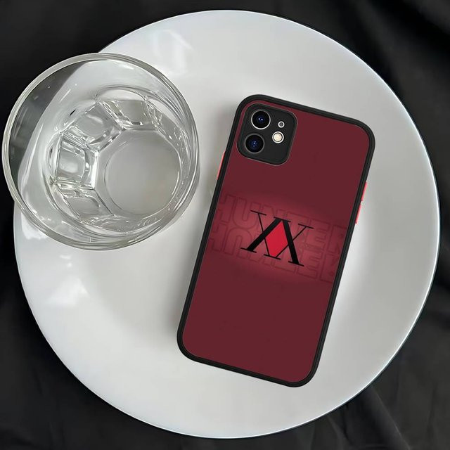 Stoßfeste Handyhülle im Hunter X Hunter Anime Design für iPhone 11 bis 16 Pro Max in Rot Matt - Bild 1