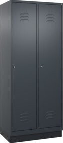 C+P Spind Classic PLUS Garderobenschrank mit 2 Abteilen, Sockel, Zylinderschloss und 4 Garderobenhaken, Farbe: Anthrazit/Grau/Schwarz, H x B x T: 195 x 80 x 50 cm - Bild 1