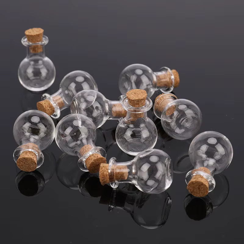 10er Set Hoeaden Mini-Glasfläschchen mit Korken in Transparent, Vintage Miniaturbehälter für Hochzeiten und Dekoration - Bild 5