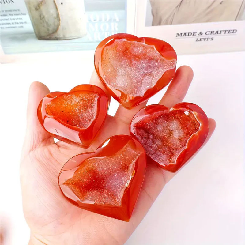CRYSTALHOLA Karneol Kristall Herz aus rotem Achat als Geode Cluster Ornament in unregelmäßiger Form - Bild 5