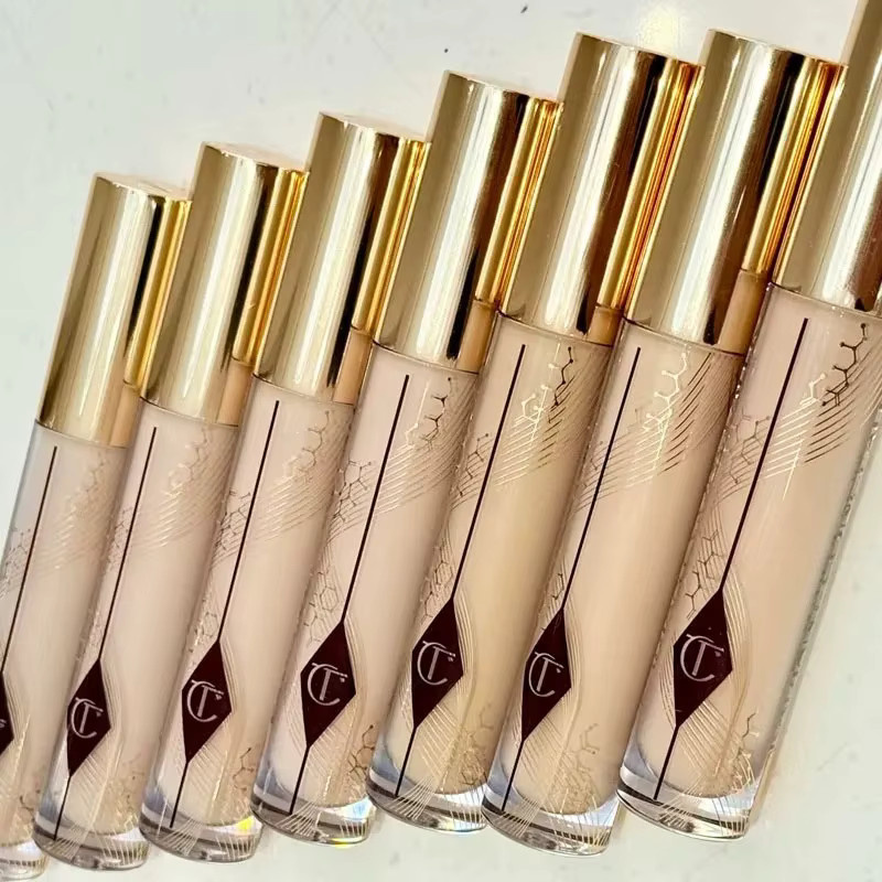Charlotte Tilbury Multi-Effekt-Concealer Honey Brightening, Glänzend - Bild 4