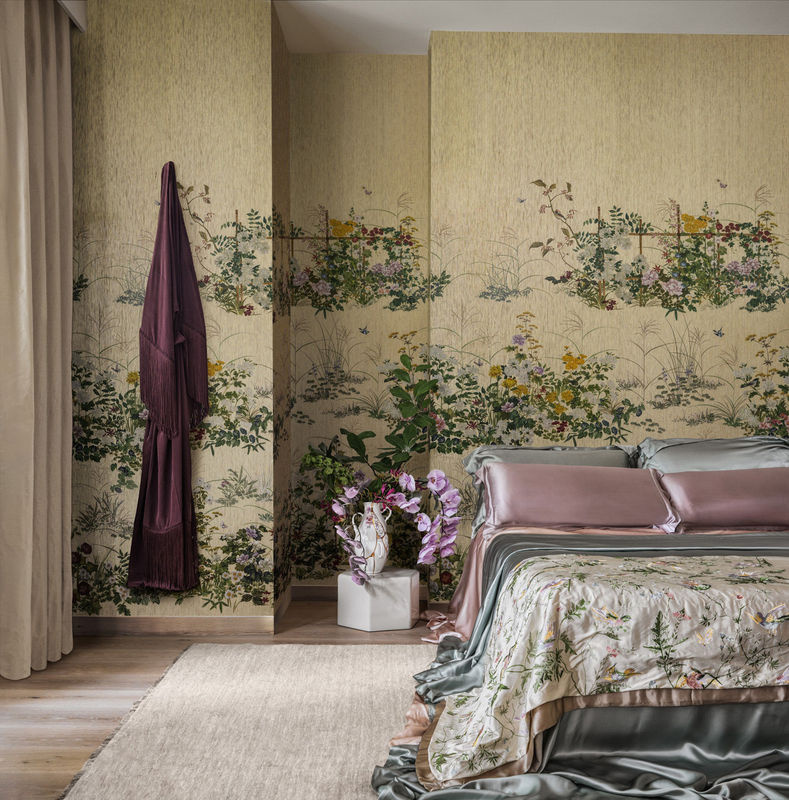 Cole & Son Tapete Scenic Flora Japanese Paperweave in Gold, Grün und Gelb - Bild 2