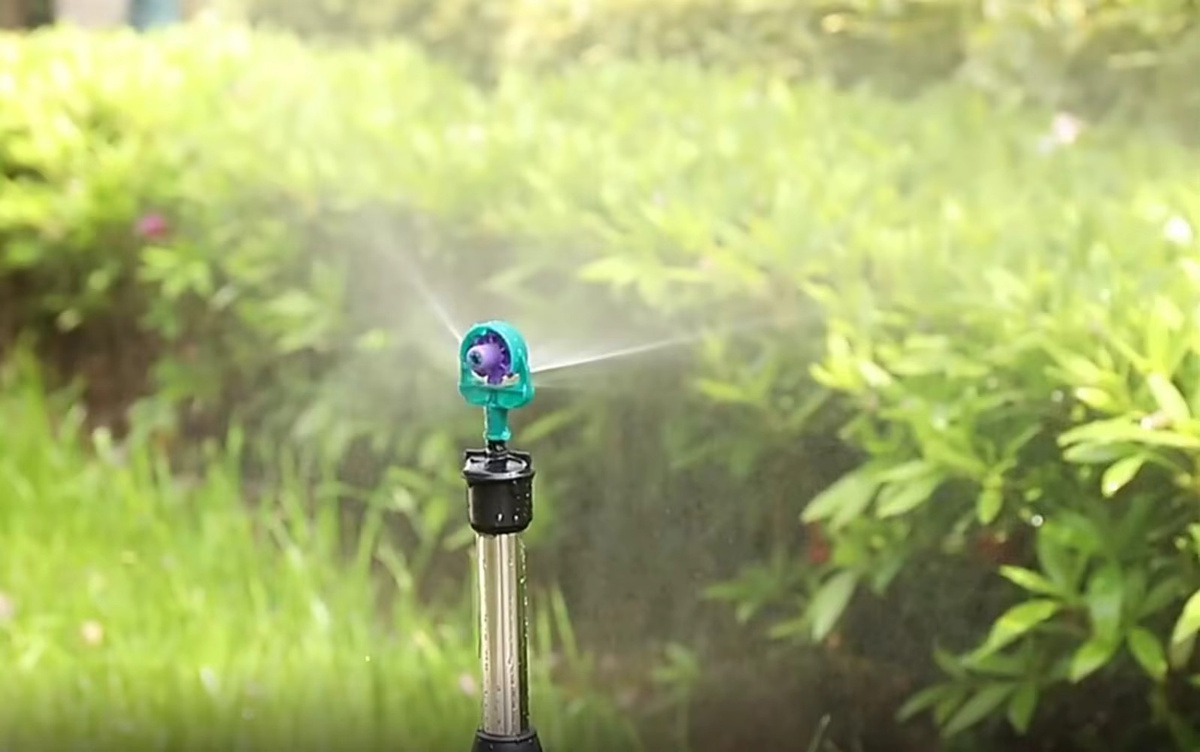 TOHONGADON Rotationssprinkler für die Gartenbewässerung mit 360 Grad Drehung und Zerstäubungsdüse, Wandmontage, 6mm - Bild 2