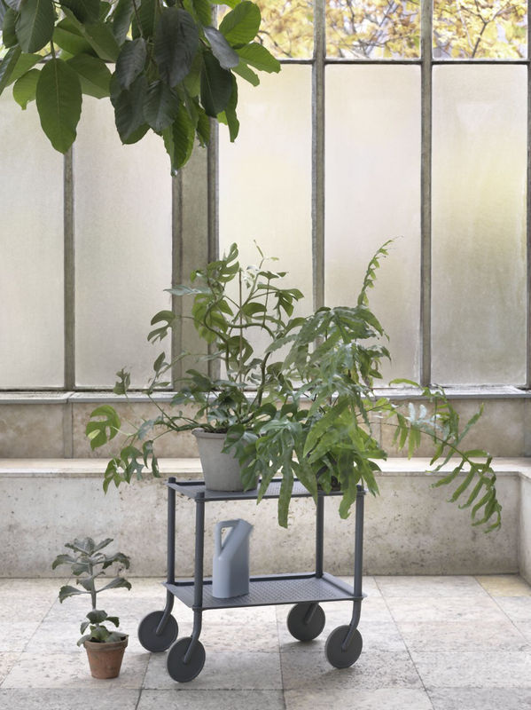 Muuto Flow Servierwagen aus Metall in Blau Matt mit Rollen - Bild 3