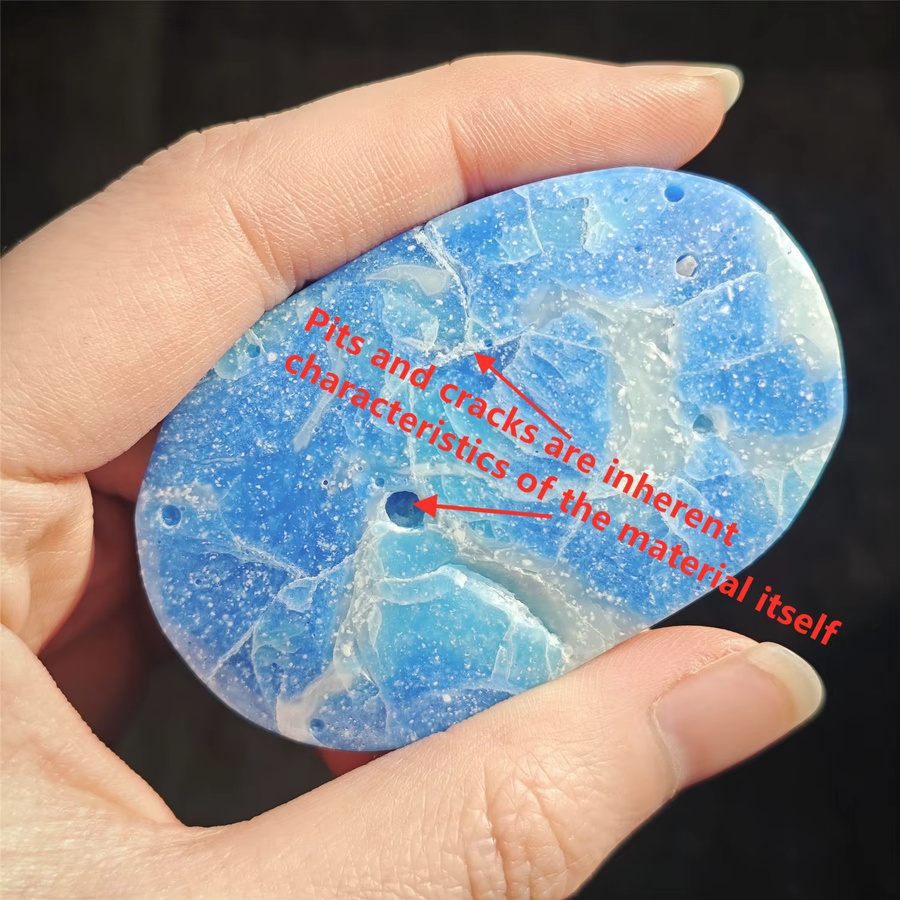 CrystalHola Dominikanischer Larimar-Palmenstein als Taschenstein in Blau und Weiß - Bild 3