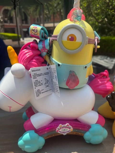Universal Studios Minion Einhorn Popcorn-Eimer Aufbewahrungsflasche Set - Bild 1