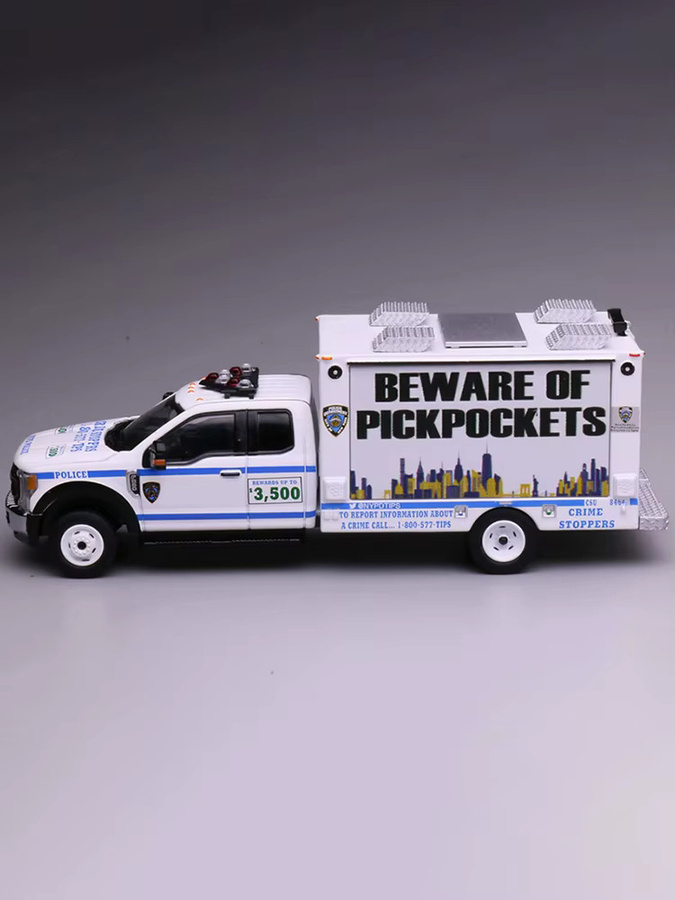 WELLY F550 Super Duty Polizeifahrzeug, Modell, 1:64, Metall - Bild 5