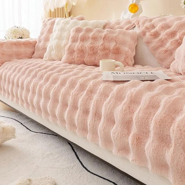 Super Six Sofa-Schonbezug aus Plüsch in Pink, rutschfestes Kaninchen-Fleece-Handtuch im Nordic-Design, 70 x 70 cm - Bild 1