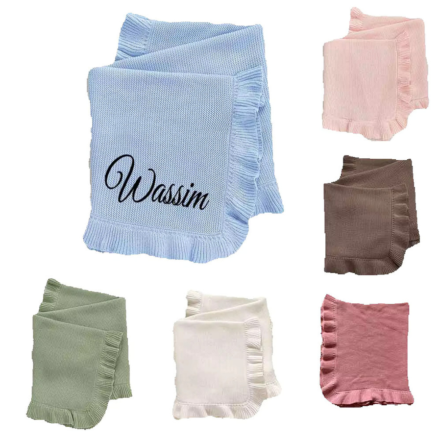 Personalisierte Babydecke mit Namensstickerei für Mädchen und Jungen in Pink oder Blau - Bild 1