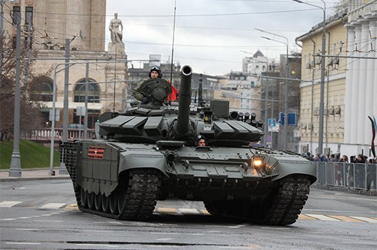 Trumpeter Russian T-72B3 MBT, Fahrzeuge, Grün - Bild 1