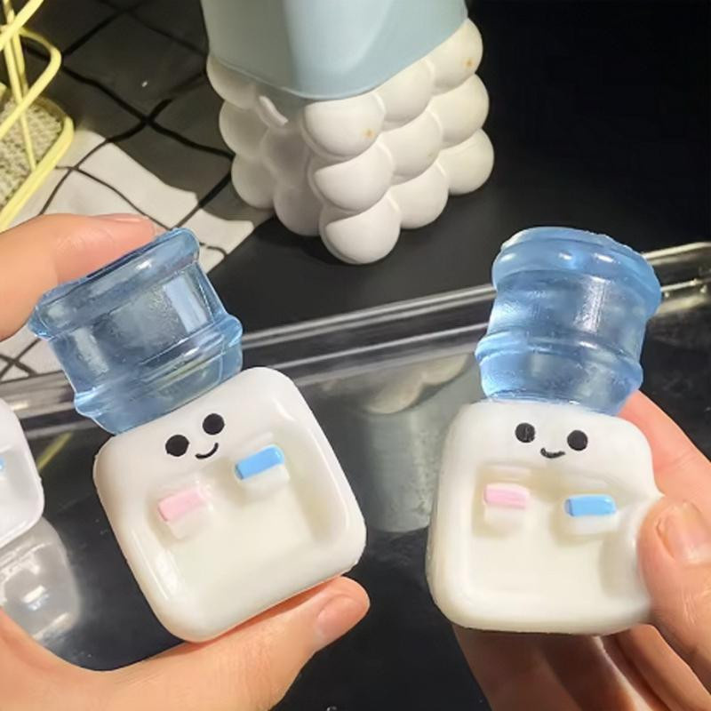 Quetschbarer Wasserspender als Anti-Stress Fidget Spielzeug zur Entspannung für Erwachsene und Kinder - Bild 2
