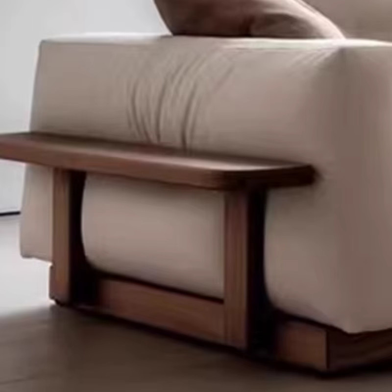 Modernes Polstersofa von DUTRIEUX in Braun mit Stoffbezug und passenden Dekokissen für dein Wohnzimmer oder Schlafzimmer - Bild 3