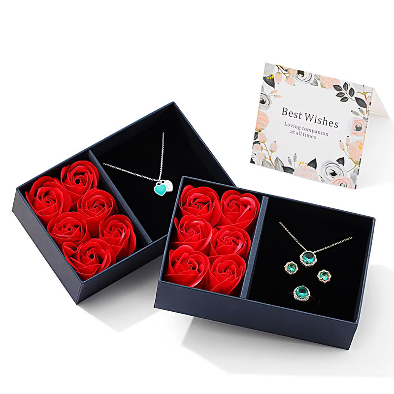 Romantische Blumen-Schmuckschatulle mit sechs Rosen und Fensteröffnung für Ringe, Armbänder und Anhänger - Bild 3