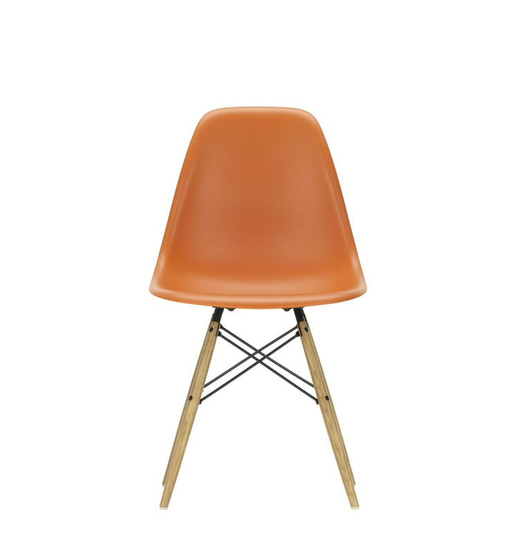 Vitra DSW Eames Plastic Side Chair in Orange mit Holzbeinen und mattem Kunststoff - Bild 2