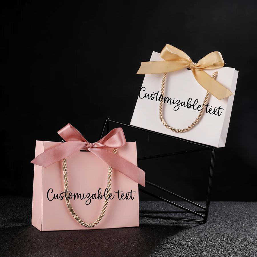 Personalisierte Geschenktüte aus Papier mit Schleife in Pink für Geburtstage, Muttertag oder Valentinstag - Bild 2