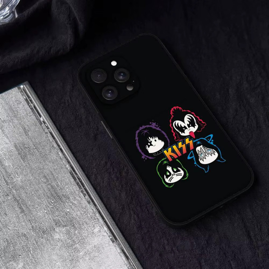 Mesuca Gene Simmons K-Kiss Band Handyhülle für iPhone in Schwarz - Bild 3
