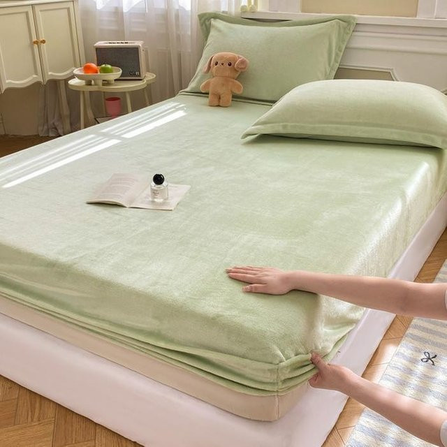 Superweiches Flanell Spannbettlaken im nordischen Stil mit Gummizug, Farbe: Grün, B/T: 90 x 200 cm - Bild 1