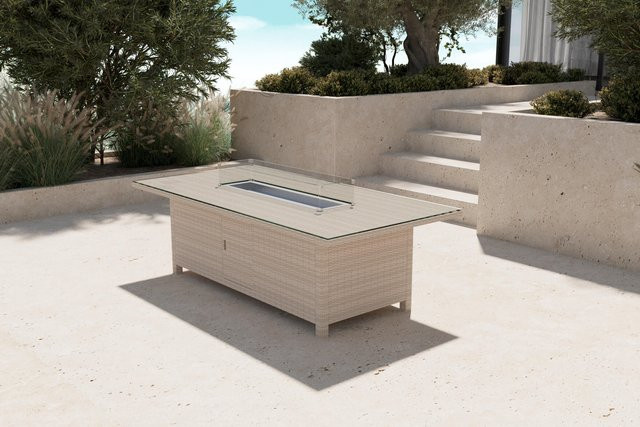 OUTFLEXX Feuertisch aus Polyrattan und Aluminium in Beige Meliert mit Schutzglas, B/T: 200 x 100 cm - Bild 1