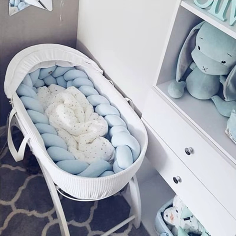 Handgewebte Babybettdecke und Kissen im skandinavischen Design, Blau - Bild 2