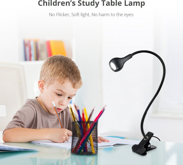 CHNAITEKE Flexible Clip-on-Schreibtischlampe in Schwarz mit USB-Anschluss, 360 Grad verstellbare augenschonende Leselampe und Nachtlicht für Home Office und Schlafzimmer - Bild 1