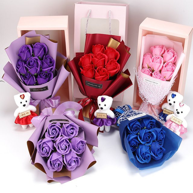 RTBXF Künstlicher Seifen-Rosenstrauß, 7-teilig, mit Teddybär-Geschenkbox - Bild 1