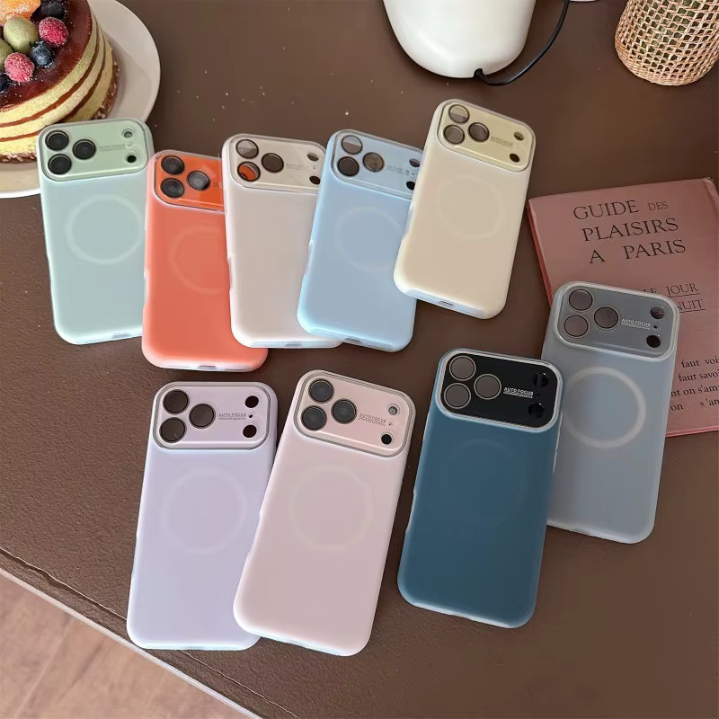 Jelly Magnetische Hülle für Apple iPhone 17 Pro Max, 16 Pro, 15 und 14 in Schwarz mit MagSafe Unterstützung und Objektivschutz - Bild 4