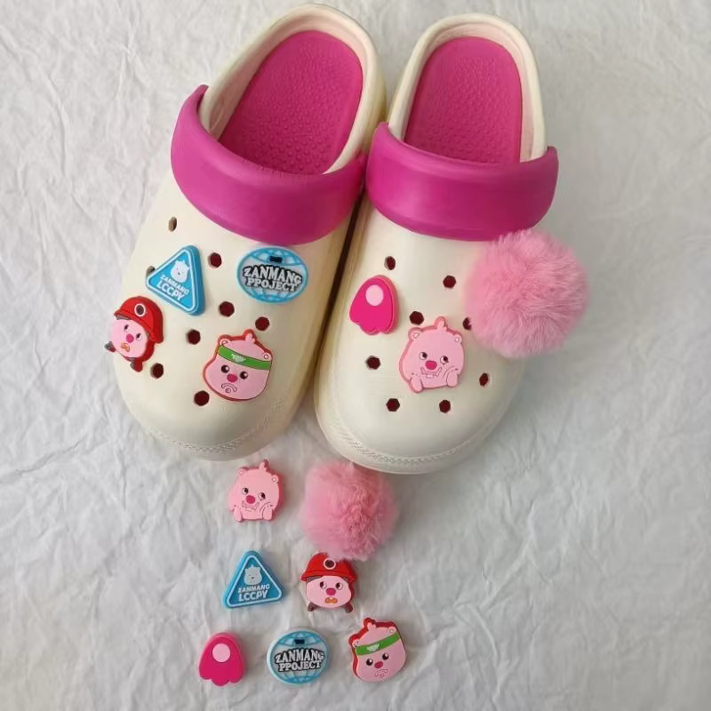 Pororo, Niedlicher kleiner Biber, pinkfarbener Fellball, Lochschuh-Blumen-Accessoires, kreative DIY-Schuhschnalle, abnehmbare Accessoires - Bild 2