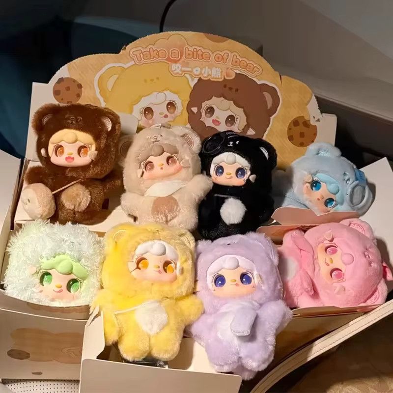 Yooki V4 Take A Bite Of Bear Series Vinyl Plüsch Mystery Blind Box Multicolor Sammlerfigur als süße Puppe und Bag Charm - Bild 3