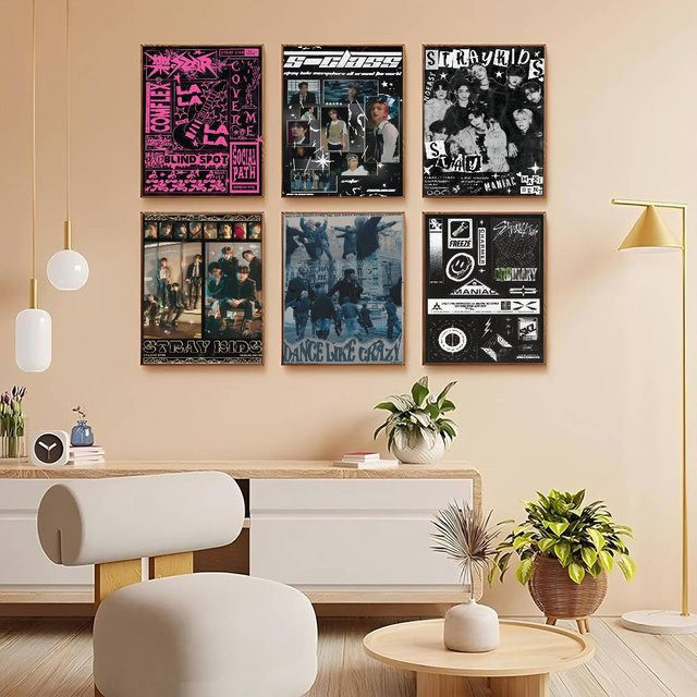 Selbstklebendes Kpop Anime Poster Stray Kids 5-STAR Kunstwerk in Mehrfarbig für deine Kawaii Raumdekoration - Bild 1