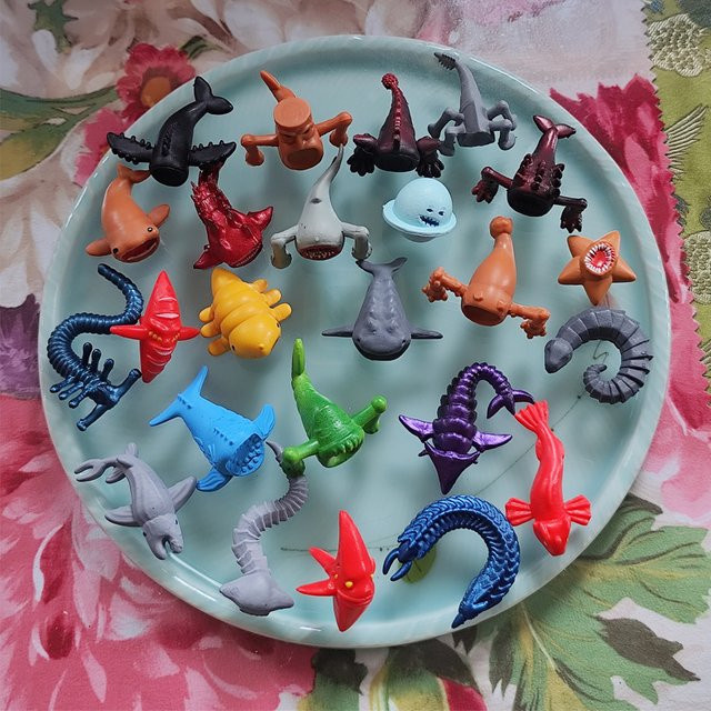 EVANOVM Tiefsee-Monster Actionfiguren, 24-teiliges Set, Meerestiere - Bild 1