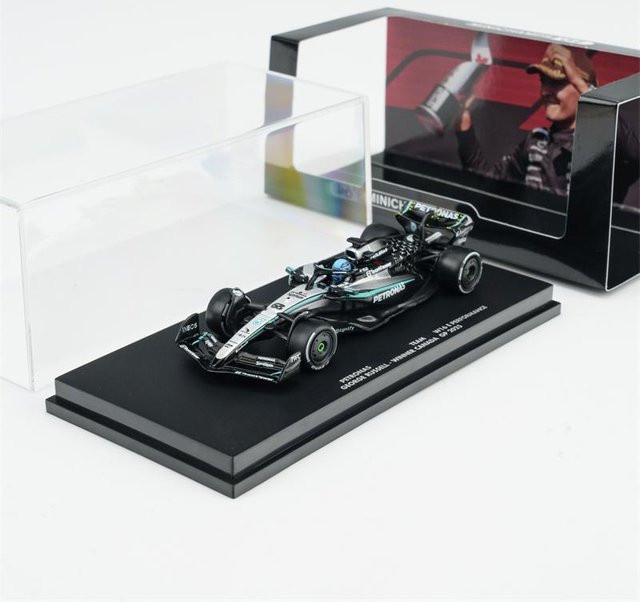 Minichamps Diecast Modellauto, 1:64, ab 14 Jahren - Bild 1