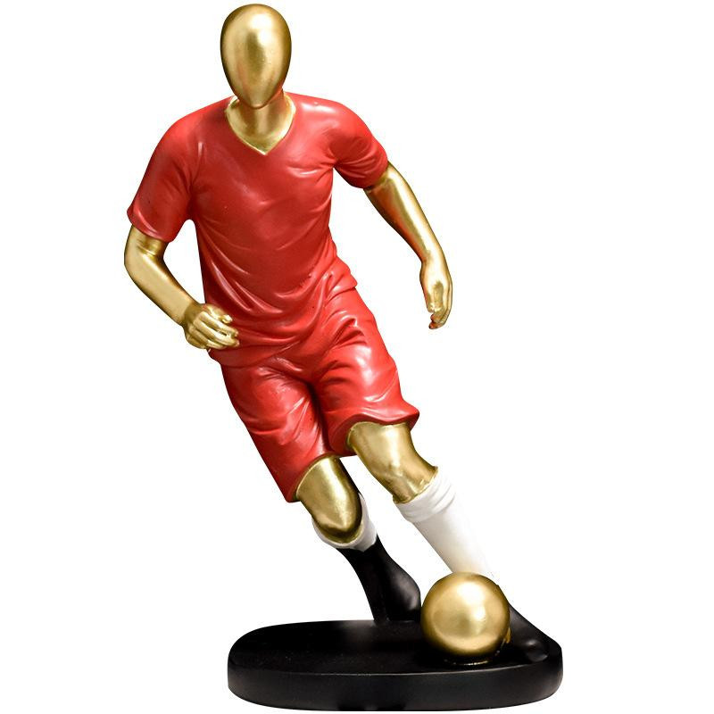 Fußballspieler-Figur aus Harz als modernes Deko-Ornament für dein Home-Office in Gold, Rot, Schwarz und Gold - Bild 3