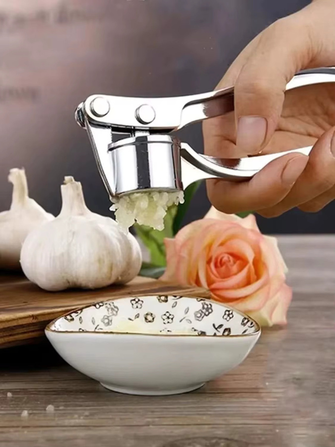 YOCITY Knoblauchpresse aus Zinklegierung und Edelstahl in Silber, manueller Knoblauch-Zerkleinerer für Gemüse und Ingwer - Bild 5